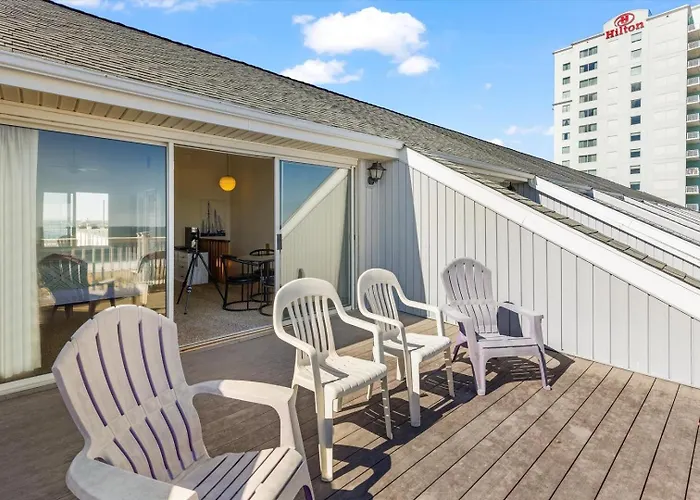 Surf Village 13 Townhouse Holiday home *
